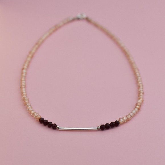 Dainty multi stone bar necklace, unusual tiny gemstone crystal choker - Picture 7 of 8